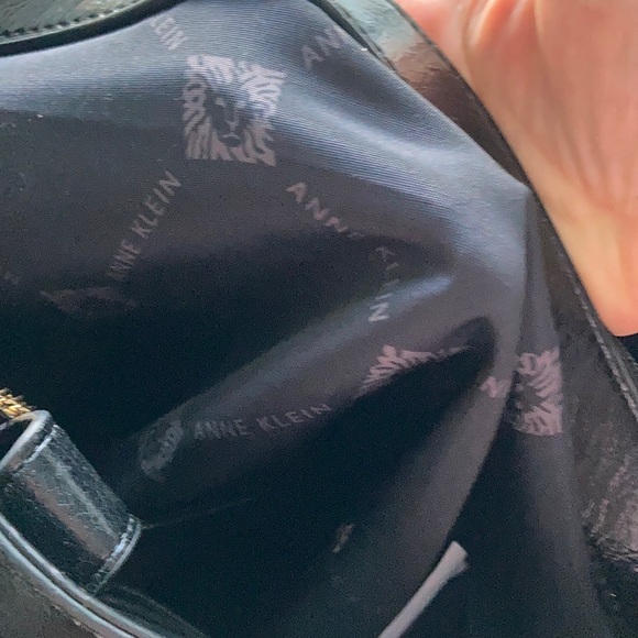 Anne Klein new large black tote bow - Picture 8 of 14